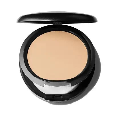 MAC Studio Fix Powder Plus Foundation 15g - NC20